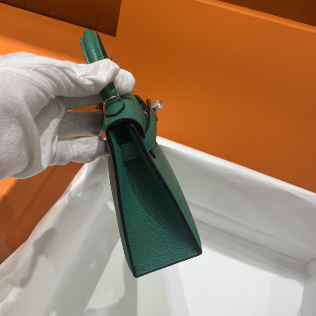 Hermès（爱马仕）mini Kelly 山羊皮 U4 丝绒绿 银扣 19cm
