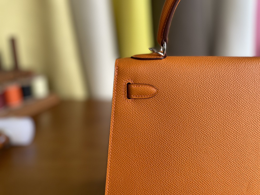 Hermès（爱马仕）Kelly 凯莉包 Epsom i9 杏黄色 银扣 25cm