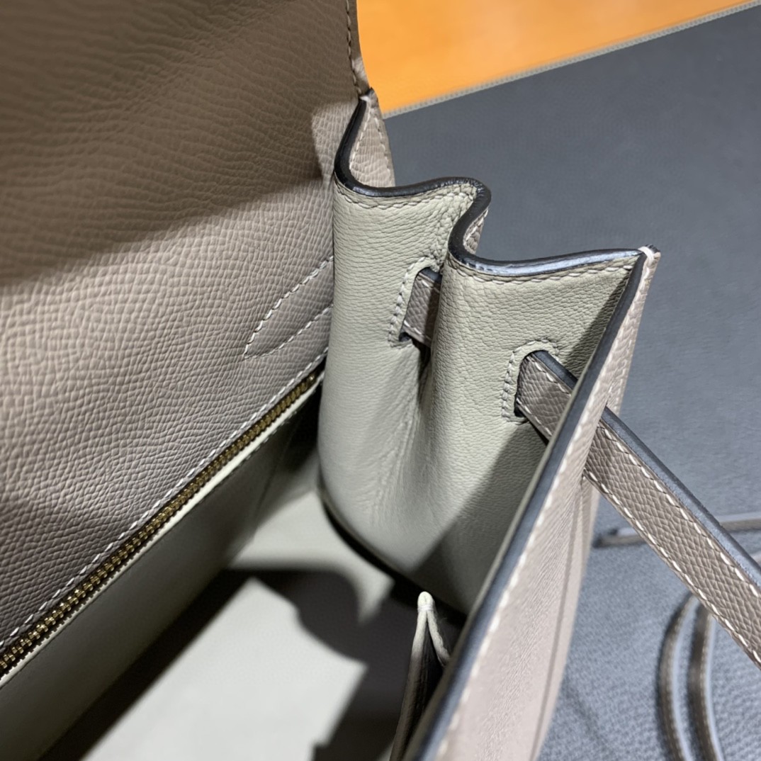 Hermès（爱马仕）Kelly 凯莉包 Epsom M8 沥青灰 金扣 28cm