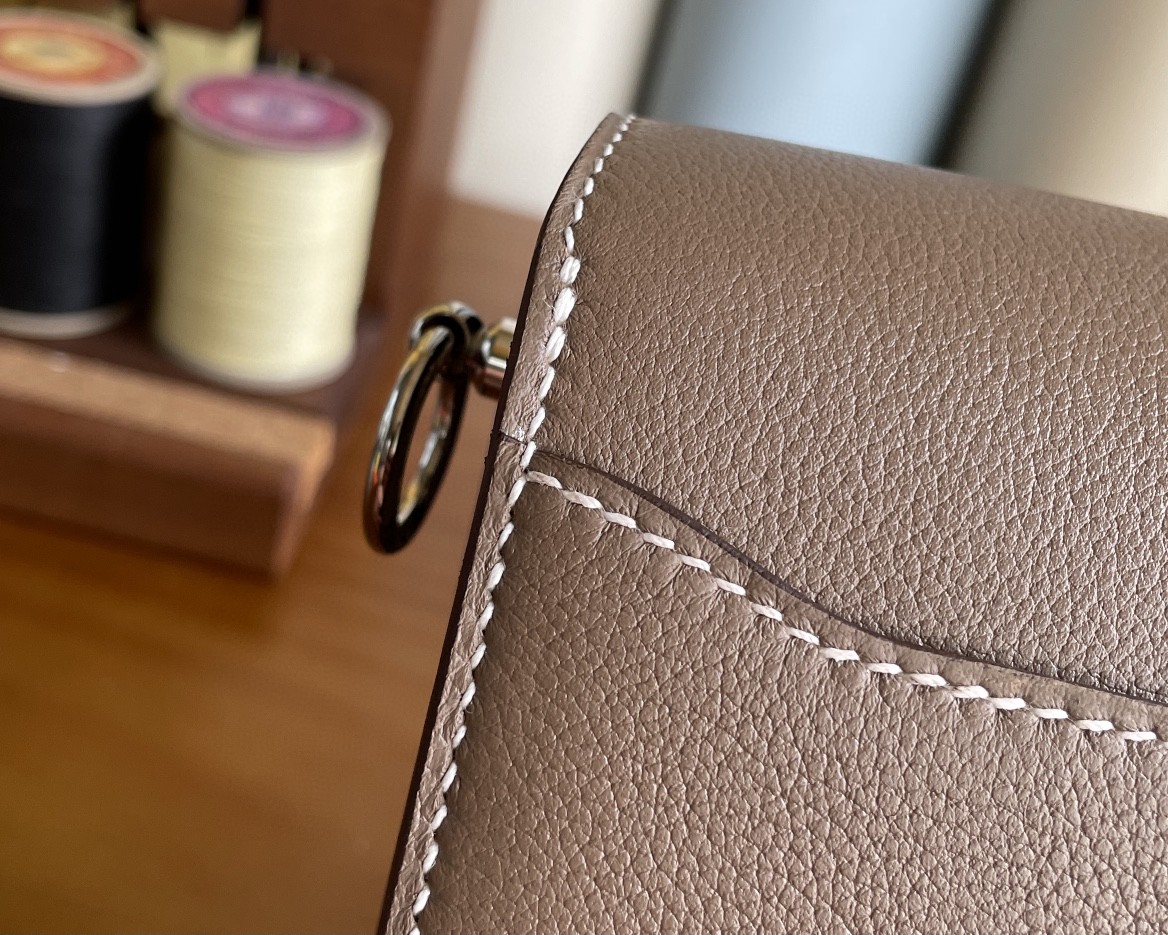 Hermès（爱马仕）Roulis 猪鼻子 evercolor 大象灰 银扣 18cm