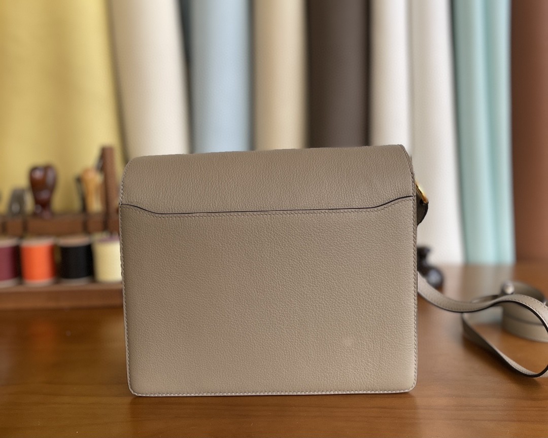 Hermès（爱马仕）Roulis 猪鼻子 evercolor m8 沥青灰 金扣 23cm