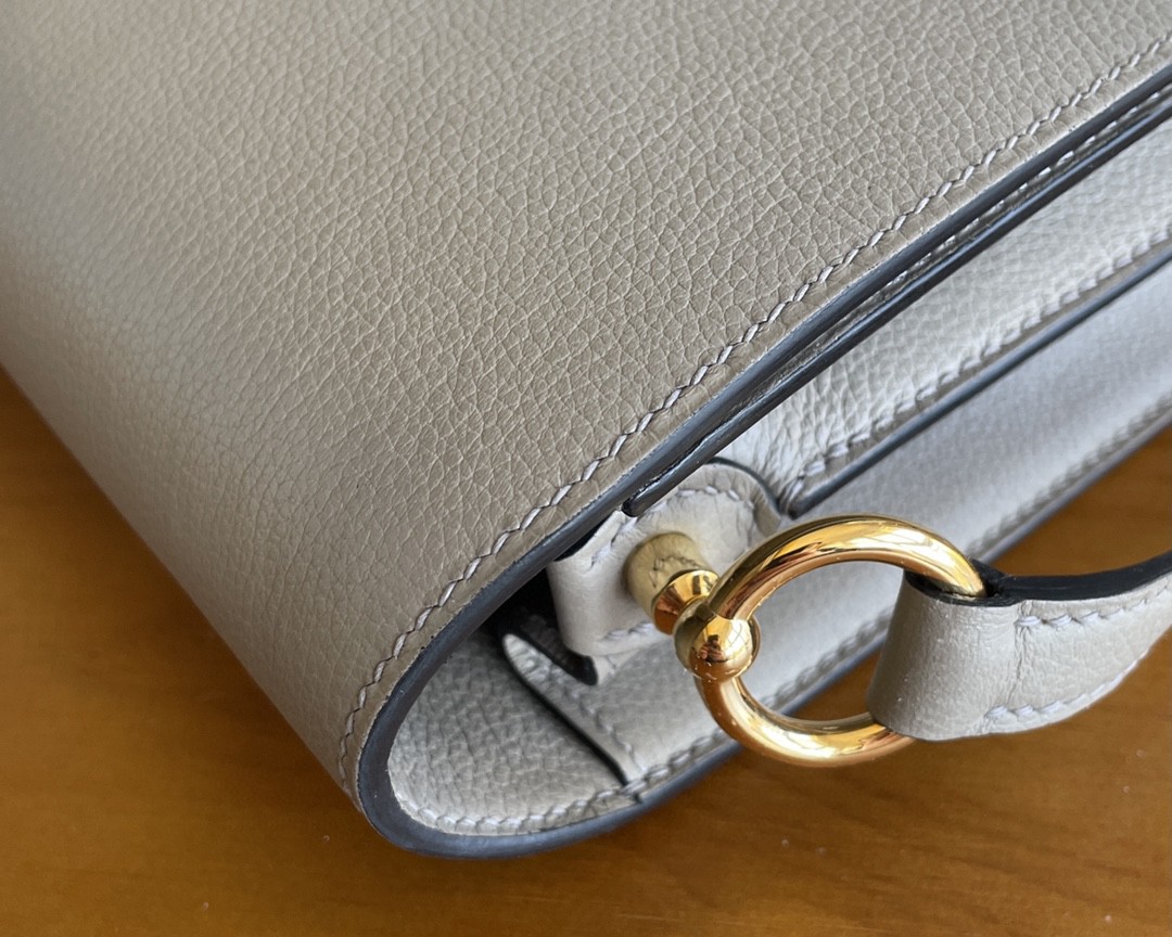 Hermès（爱马仕）Roulis 猪鼻子 evercolor m8 沥青灰 金扣 23cm