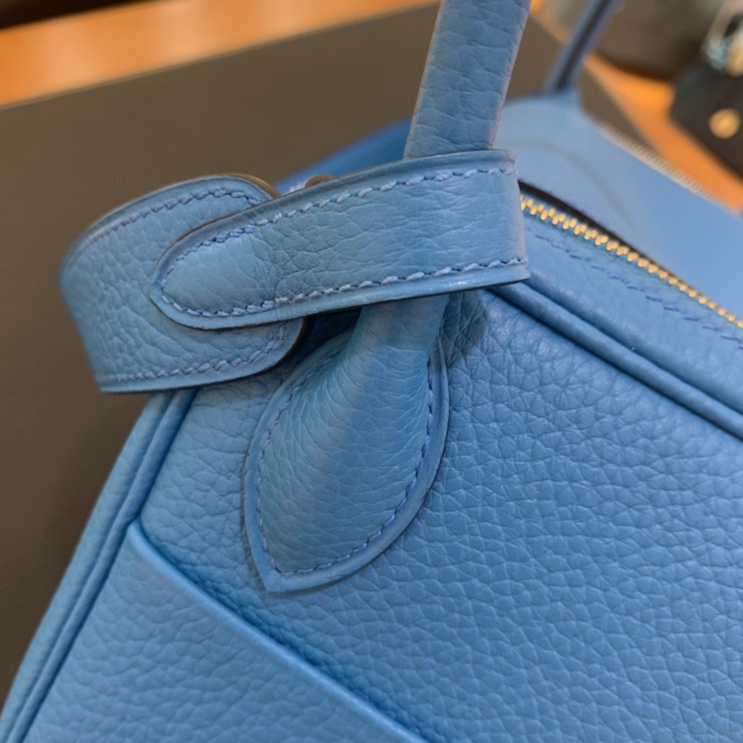 Hermès（爱马仕）Lindy 琳迪包 TC 0F 佛罗里达蓝色 金扣 26cm