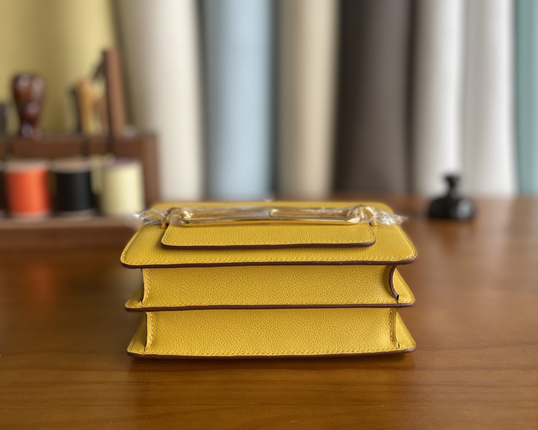 Hermès（爱马仕）Roulis 猪鼻子 evercolor 9D 琥珀黄 金扣 18cm