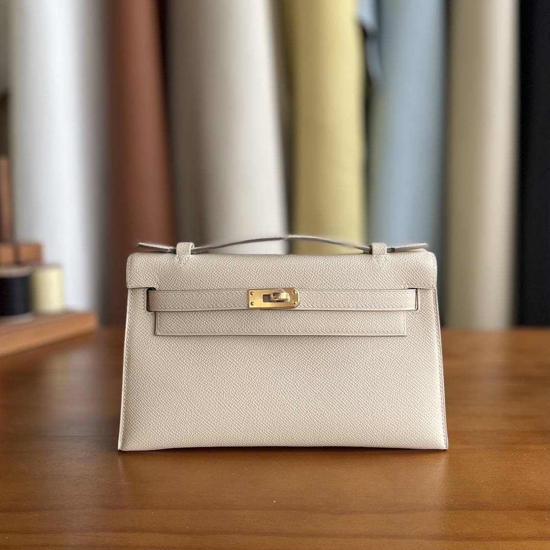 Hermès（爱马仕）mini kelly Pochette Epsom 奶昔白 金扣 22cm