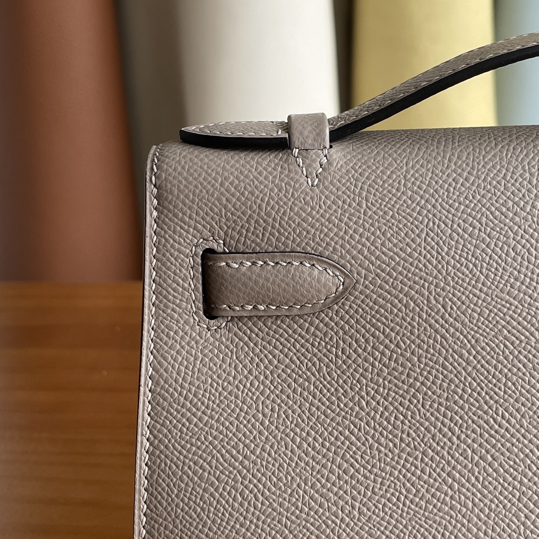 Hermès（爱马仕）mini kelly Pochette Epsom m8 沥青灰 金扣 22cm