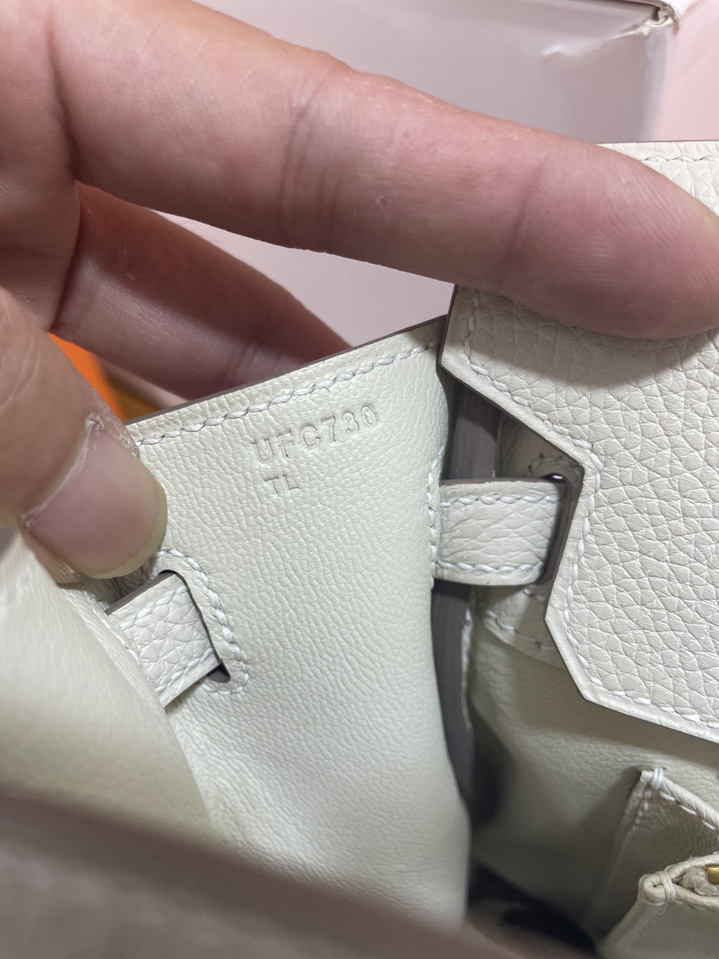 Hermès（爱马仕）Birkin 铂金包 Togo 奶昔白 玫瑰金扣 25cm