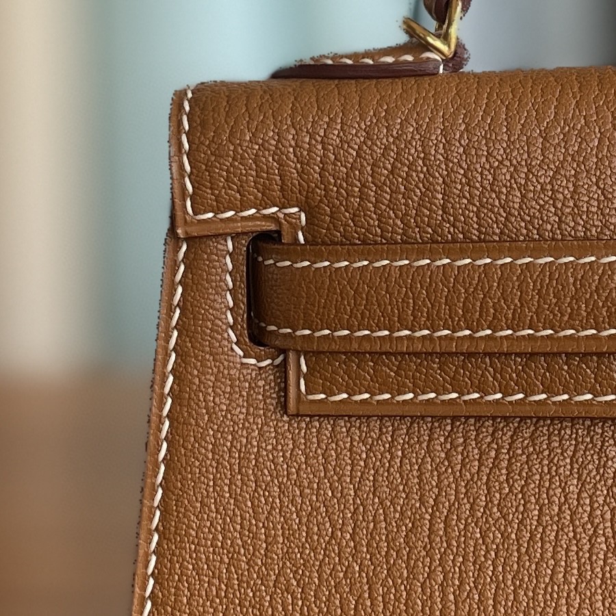 Hermès（爱马仕）mini kelly 迷你凯莉 山羊皮 金棕色 金扣 19cm