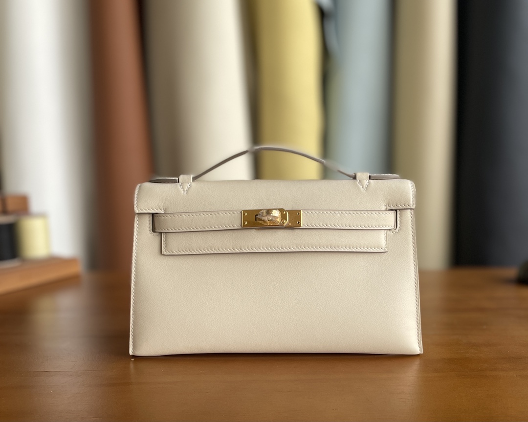 Hermès（爱马仕）mini kelly Pochette Swift皮 奶昔白 金扣 22cm