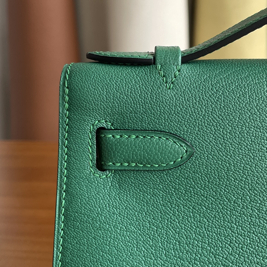 Hermès（爱马仕）mini kelly Pochette 山羊皮 u4 丝绒绿 银扣 22cm