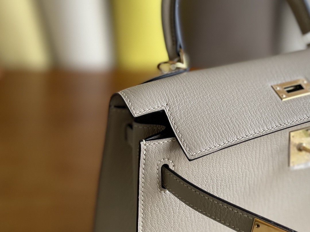 Hermès（爱马仕）Kelly 凯莉包 山羊皮 m8 沥青灰 金扣 25cm