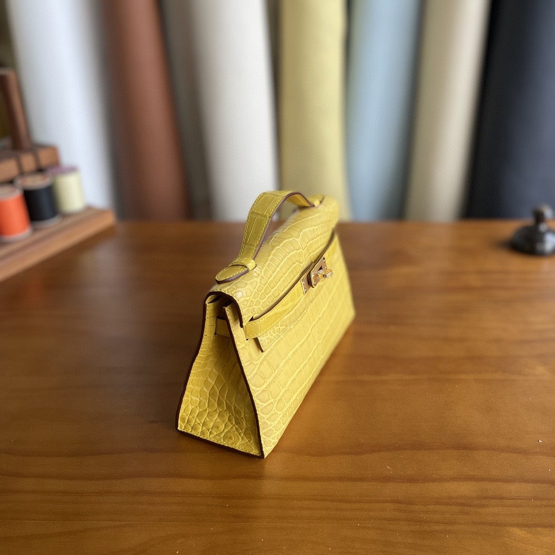 Hermès（爱马仕）mini kelly 迷你凯莉 雾面 尼罗鳄 m9 金盏花黄 金扣 22cm