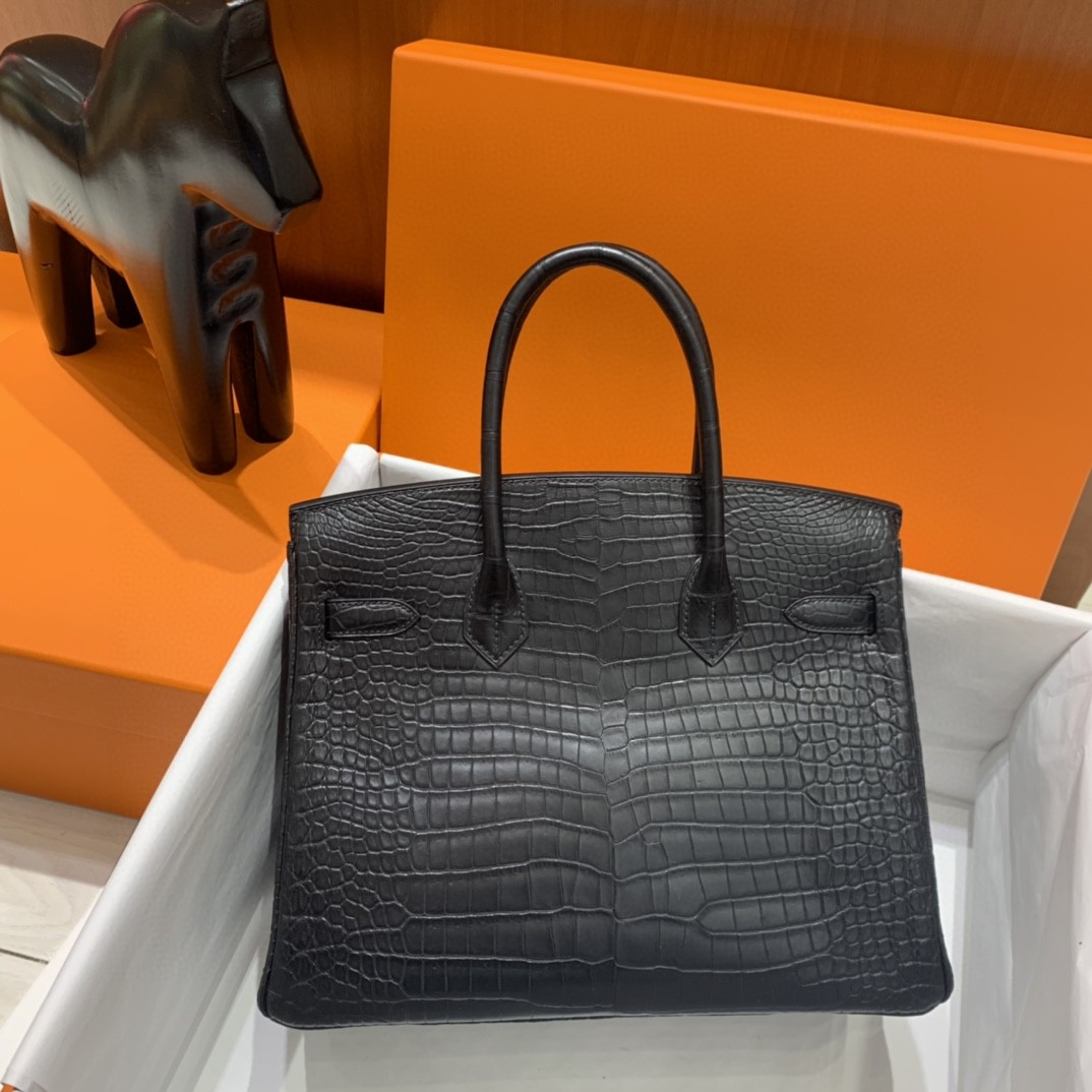 Hermès（爱马仕）Birkin 铂金包 雾面湾鳄 黑色 银扣 30cm