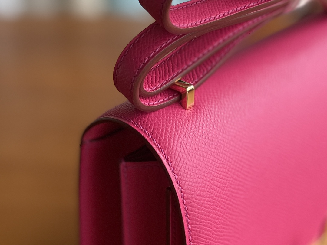 Hermès（爱马仕）Constance 空姐包 epsom 0D 墨西哥粉 金扣 18cm