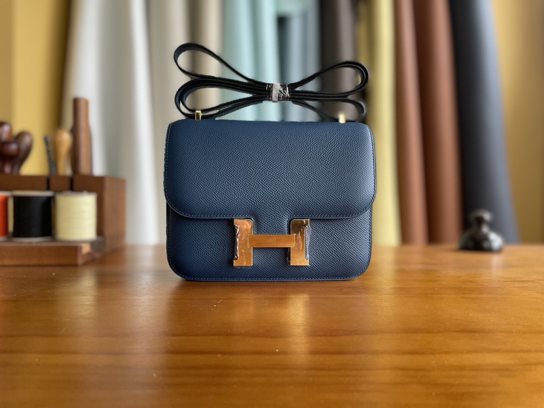 Hermès（爱马仕）Constance 康康 Epsom s4 深邃蓝 金扣 19cm