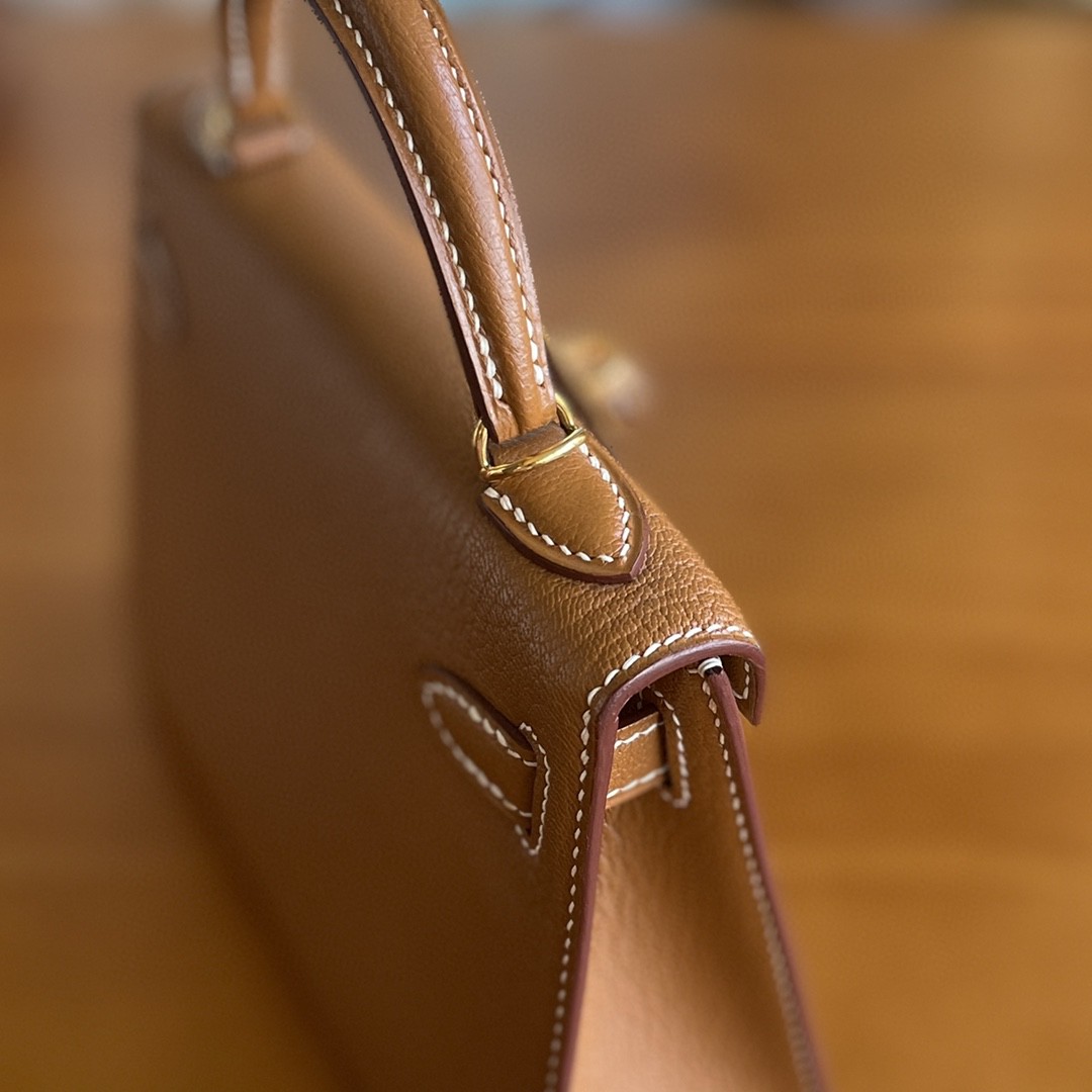 Hermès（爱马仕）mini kelly 迷你凯莉 山羊皮 金棕色 金扣 19cm