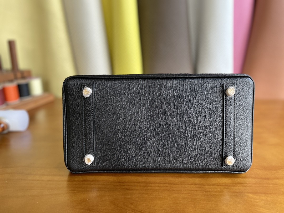 Hermès（爱马仕）Birkin 铂金包 山羊皮 黑色 金扣 30cm