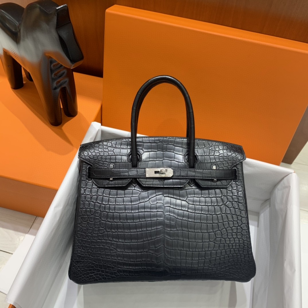 Hermès（爱马仕）Birkin 铂金包 雾面湾鳄 黑色 银扣 30cm