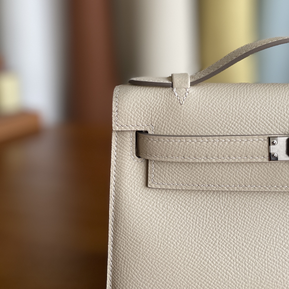 Hermès（爱马仕）mini kelly Pochette Epsom 奶昔白 银扣 22cm