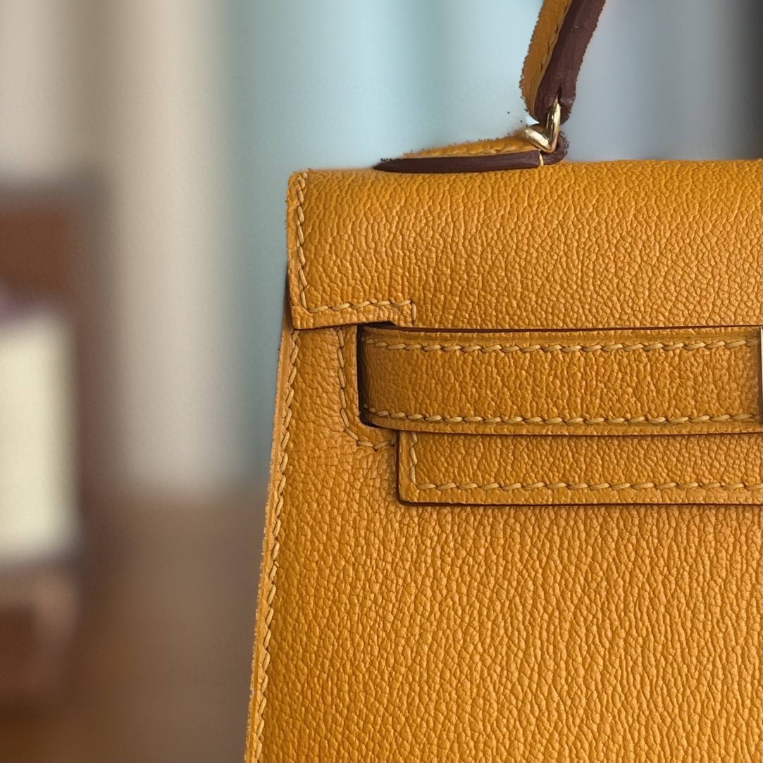 Hermès（爱马仕）mini kelly 迷你凯莉 山羊皮 9v 太阳黄 金扣 19cm