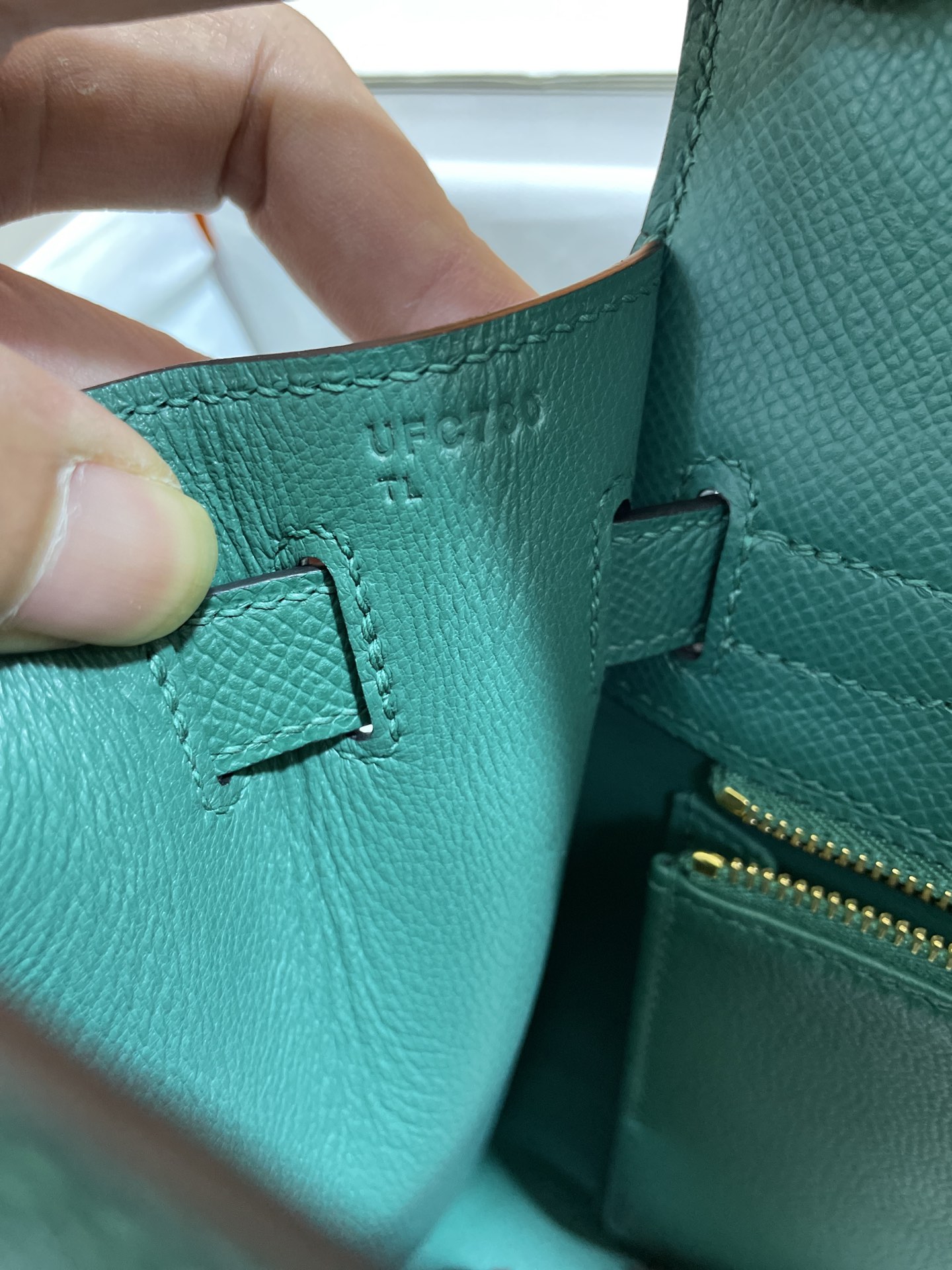 Hermès（爱马仕）Kelly 凯莉包 Epsom 孔雀绿 金扣 28cm