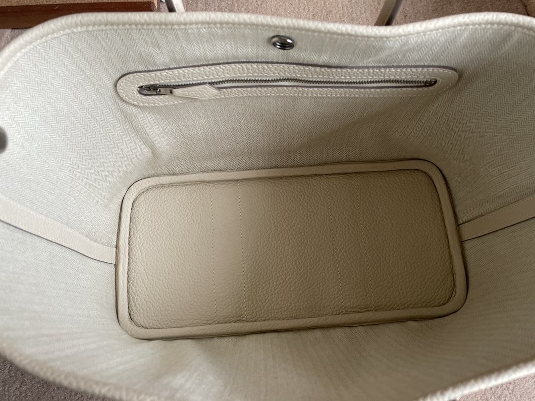 Hermès（爱马仕）Garden Party 花园包 TC 奶昔白 银扣 30cm