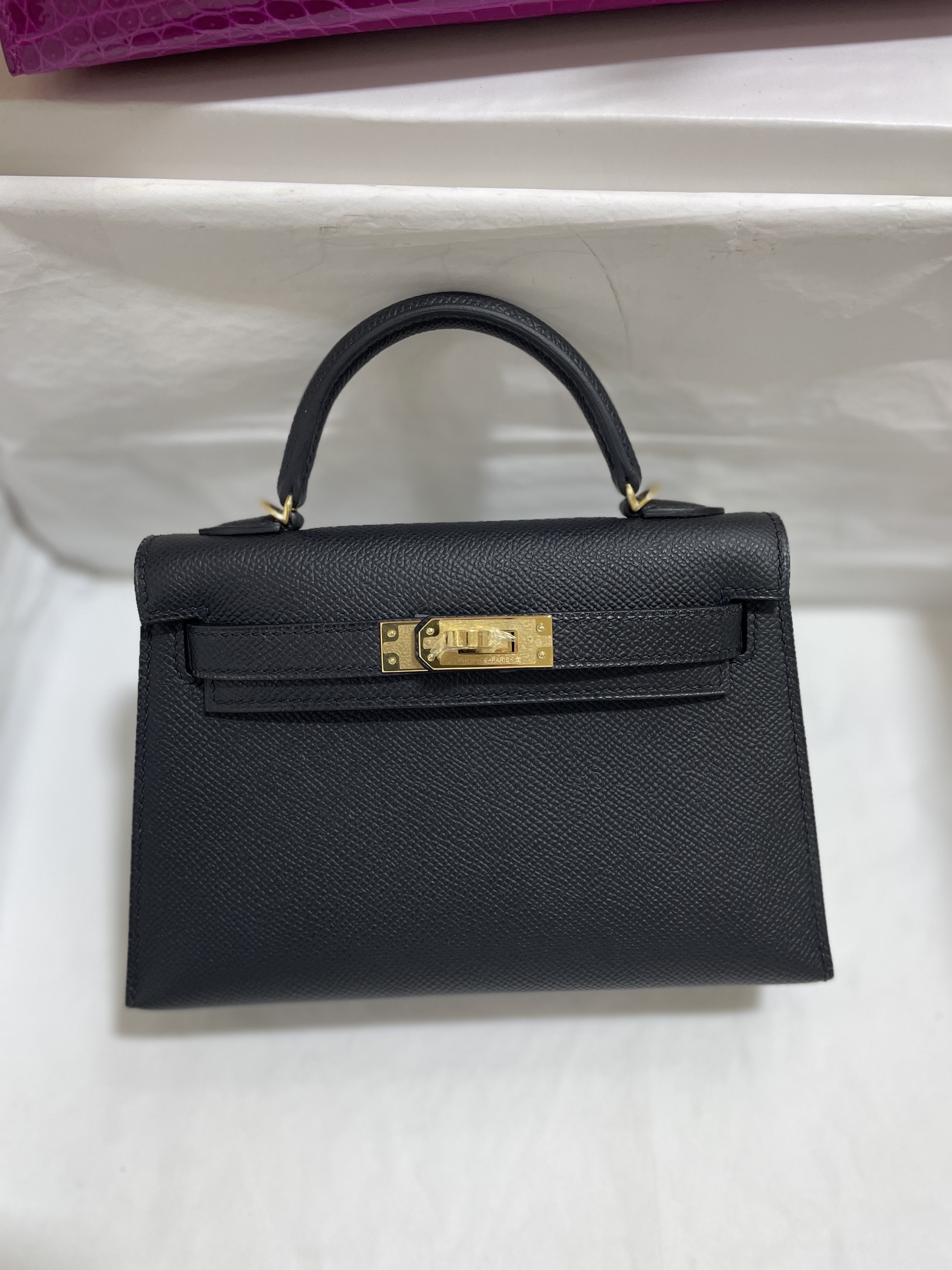 Hermès（爱马仕）mini Kelly 迷你凯莉 Epsom 黑色 金扣 19cm