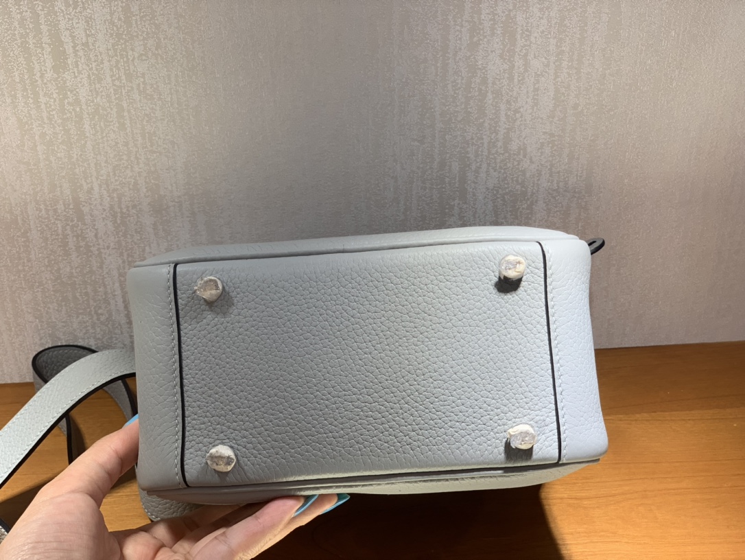 Hermès（爱马仕）Mini lindy 迷你琳迪包 TC皮 海鸥灰 金扣 20cm