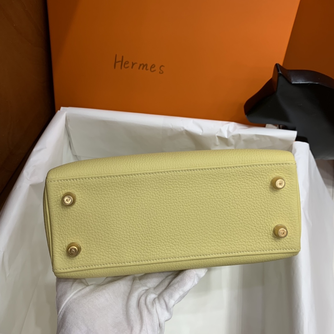 Hermès（爱马仕）Kelly 凯莉包 Togo 小鸡黄 金扣 25cm