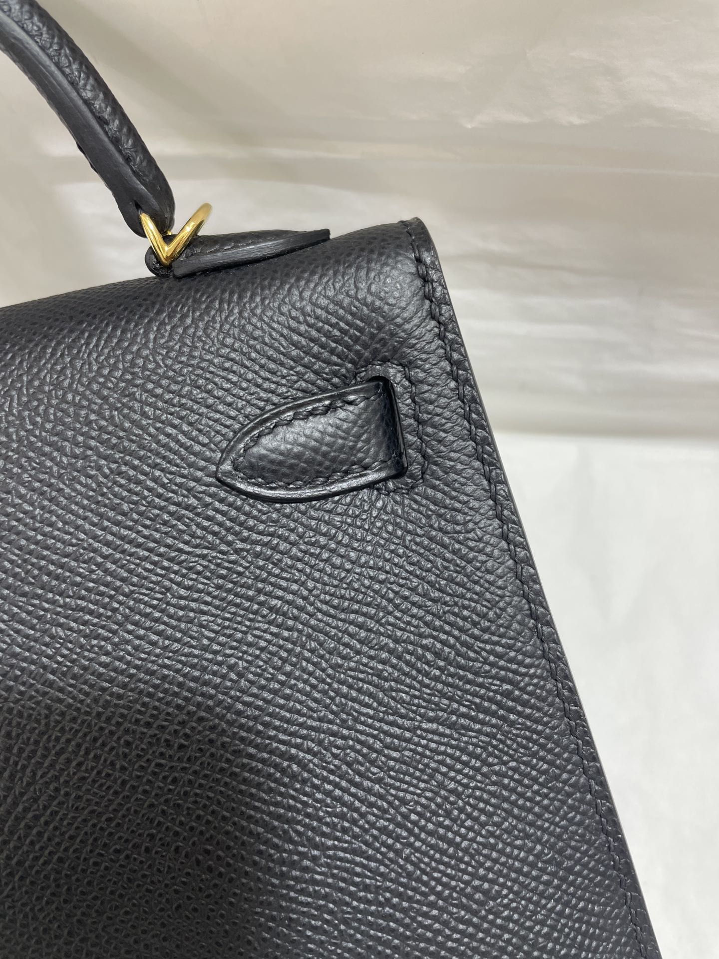 Hermès（爱马仕）mini Kelly 迷你凯莉 Epsom 黑色 金扣 19cm
