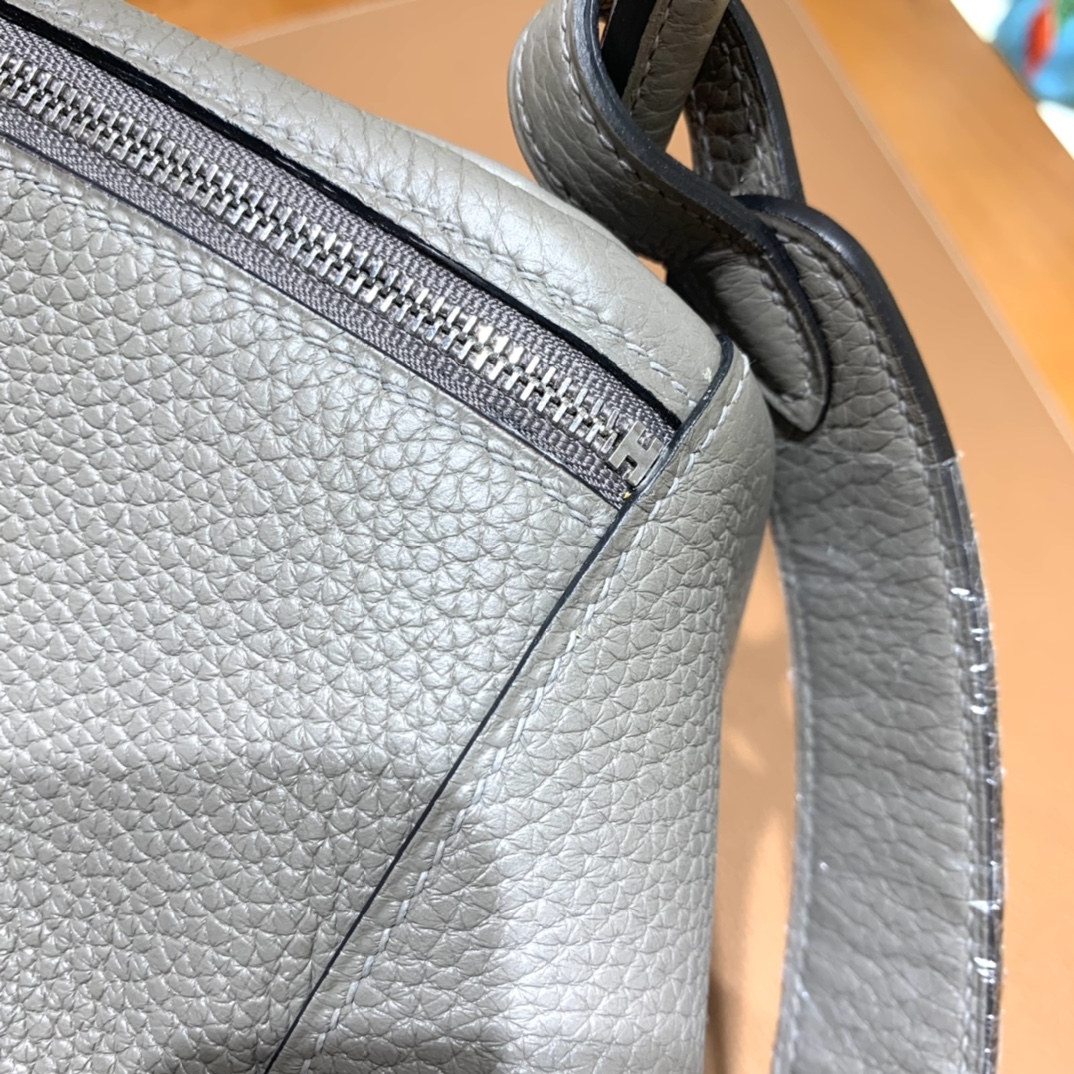 Hermès（爱马仕）Lindy 琳迪包 TC 8F 锡器灰 银扣 26cm