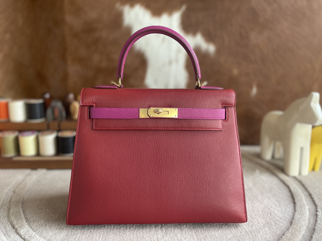 Hermès（爱马仕）Kelly 凯莉包 Chevre 山羊皮 Q5 国旗红 拼 L3 玫瑰紫 金扣 28cm