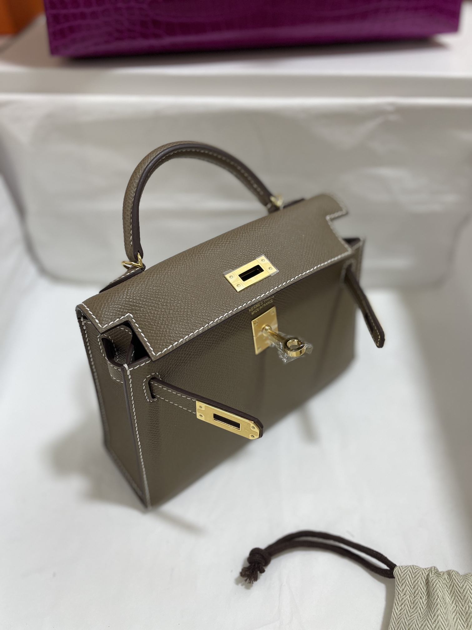 Hermès（爱马仕）mini Kelly 迷你凯莉 Epsom 大象灰 金扣 19cm