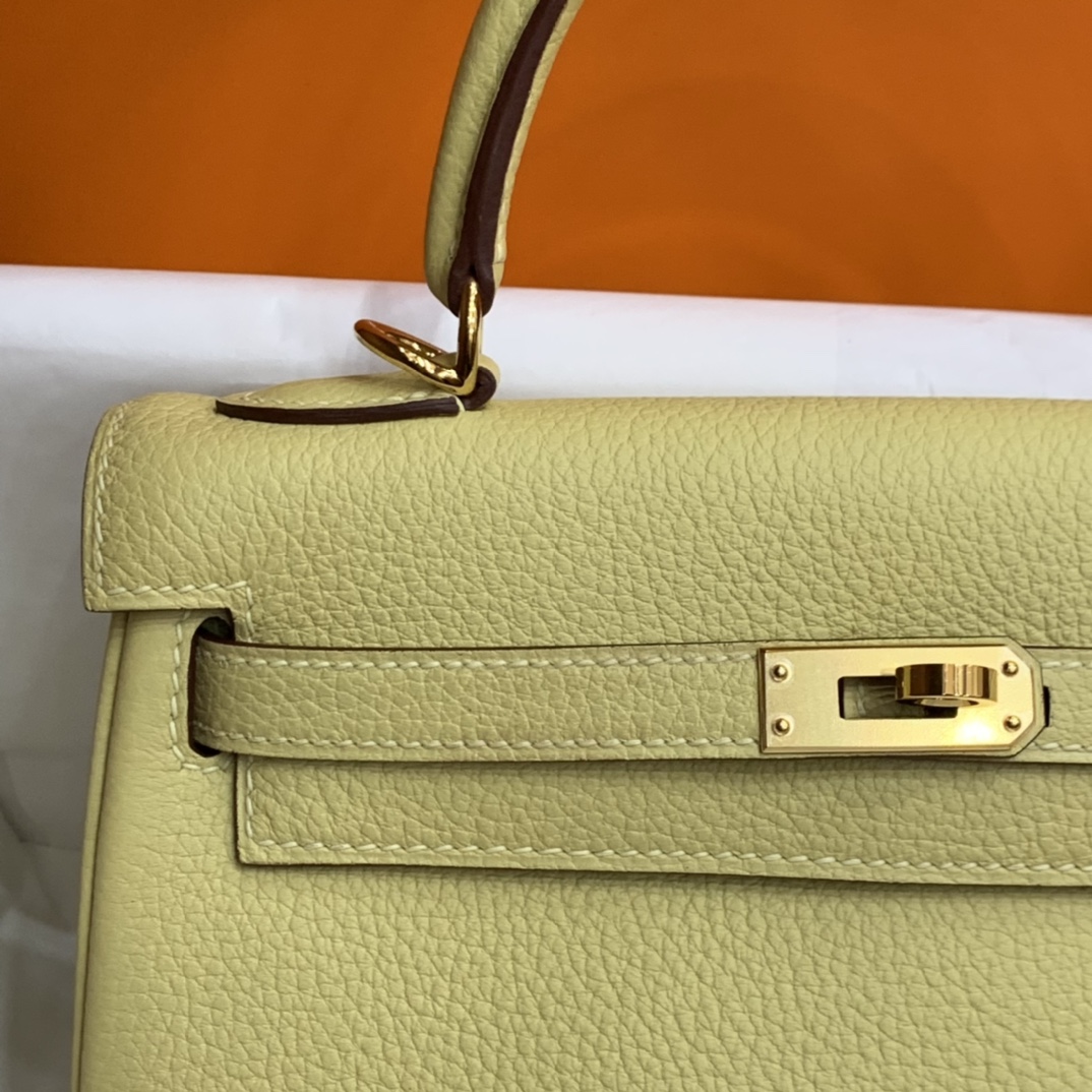 Hermès（爱马仕）Kelly 凯莉包 Togo 小鸡黄 金扣 25cm