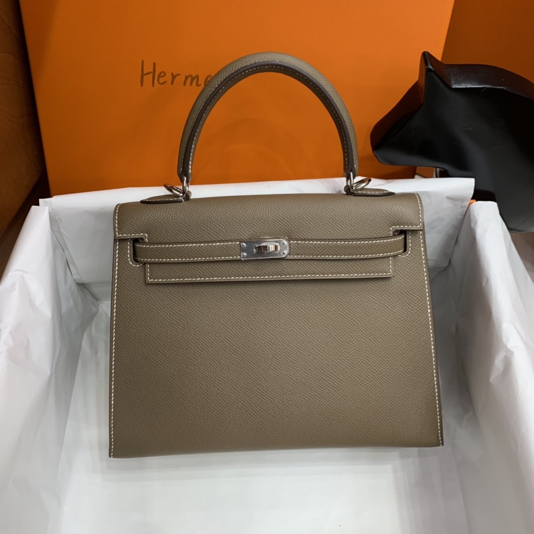 Hermès（爱马仕）Kelly 凯莉包 epsom 大象灰 银扣 25cm