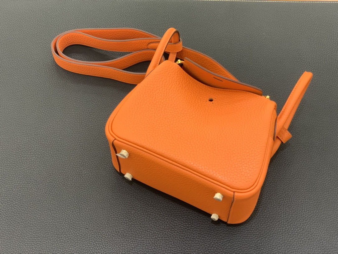 Hermès（爱马仕）Mini lindy 迷你琳迪包 TC皮 CK93 橙色 金扣 20cm