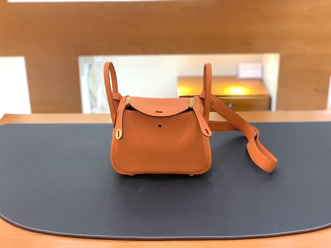 Hermès（爱马仕）Mini lindy 迷你琳迪包 TC皮 CK93 橙色 金扣 20cm
