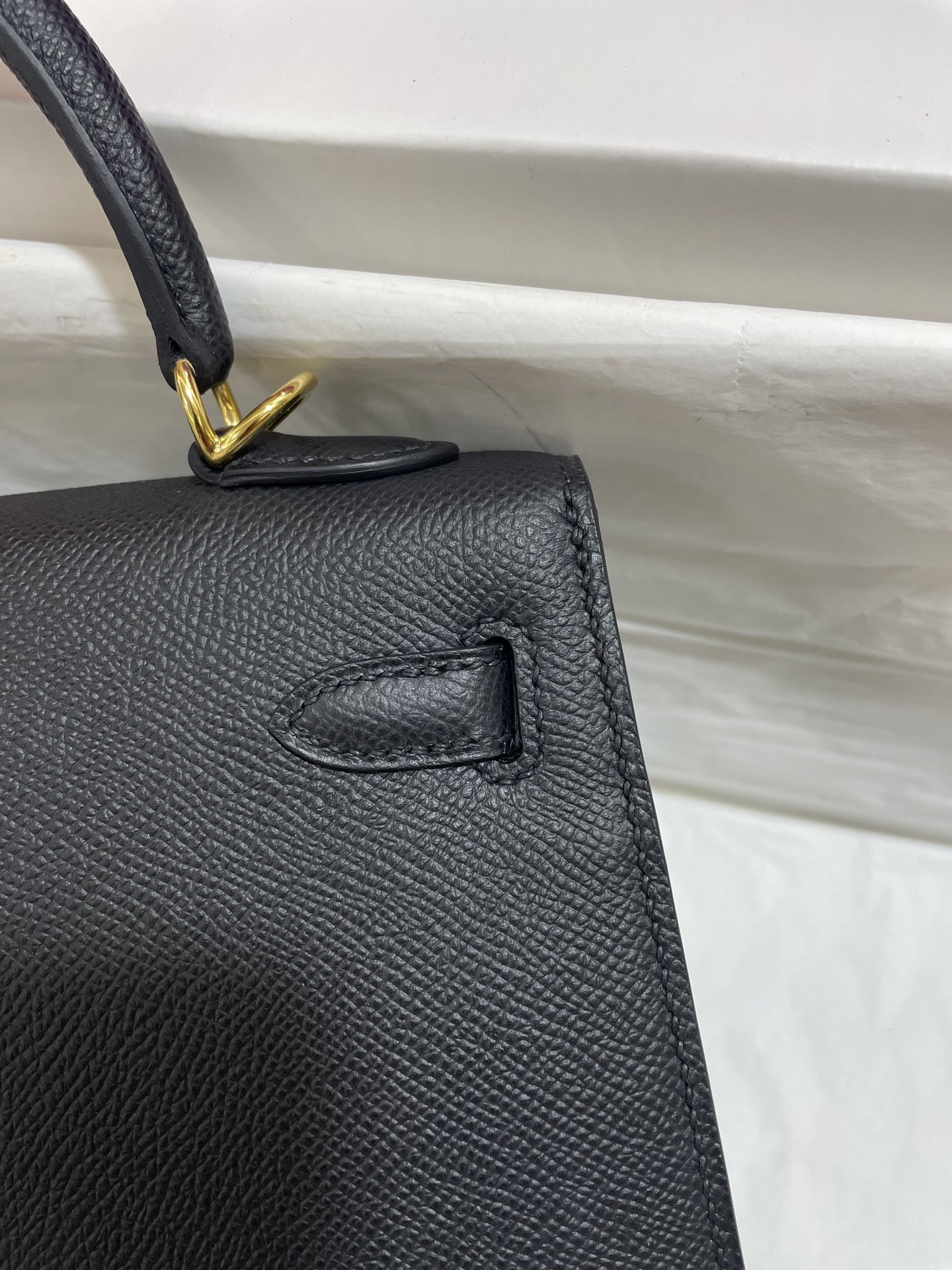 Hermès（爱马仕）Kelly 凯莉包 epsom 黑色 金扣 25cm