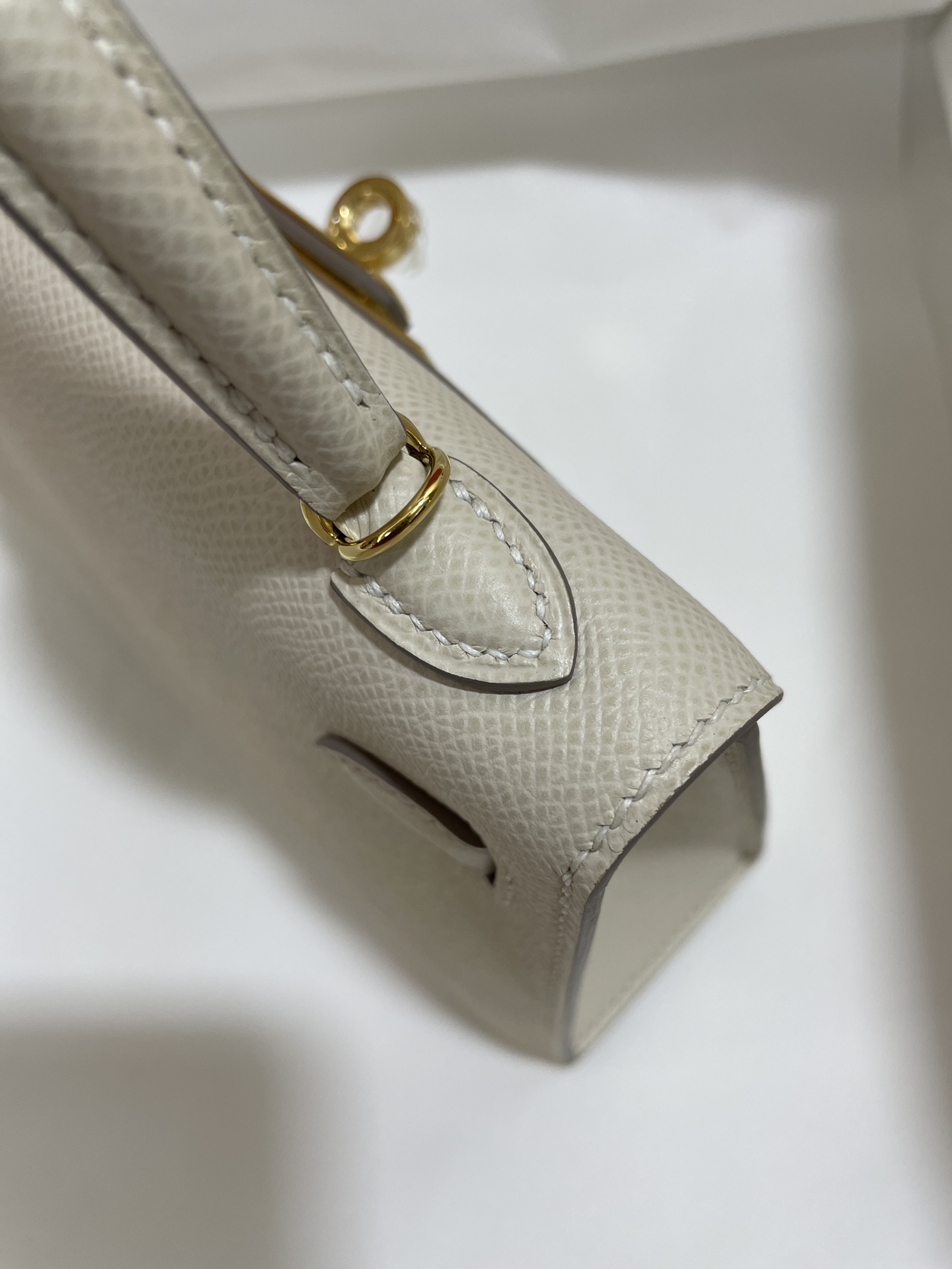 Hermès（爱马仕）mini Kelly 迷你凯莉 Epsom 奶昔白 金扣 19cm