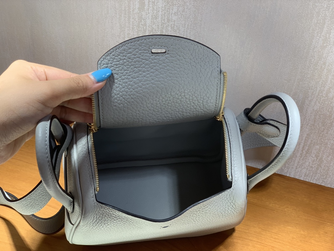 Hermès（爱马仕）Mini lindy 迷你琳迪包 TC皮 海鸥灰 金扣 20cm