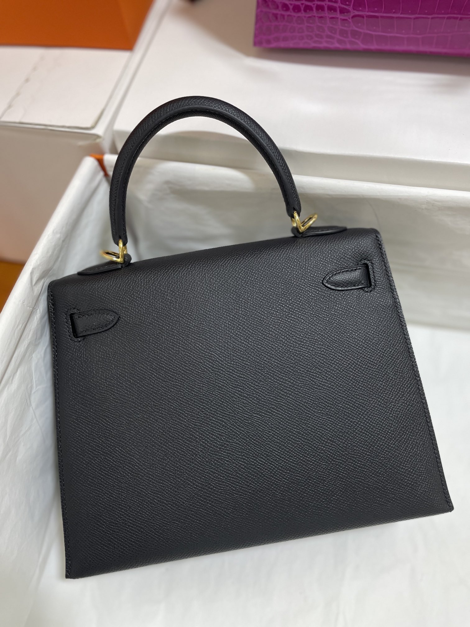Hermès（爱马仕）Kelly 凯莉包 epsom 黑色 金扣 25cm