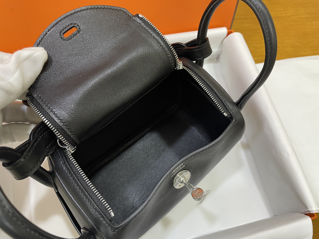 Hermès（爱马仕）Mini lindy 迷你琳迪包 Swift 黑色 银扣 20cm