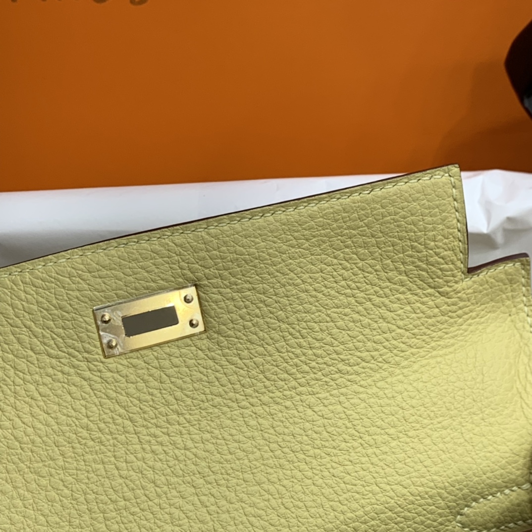 Hermès（爱马仕）Kelly 凯莉包 Togo 小鸡黄 金扣 25cm