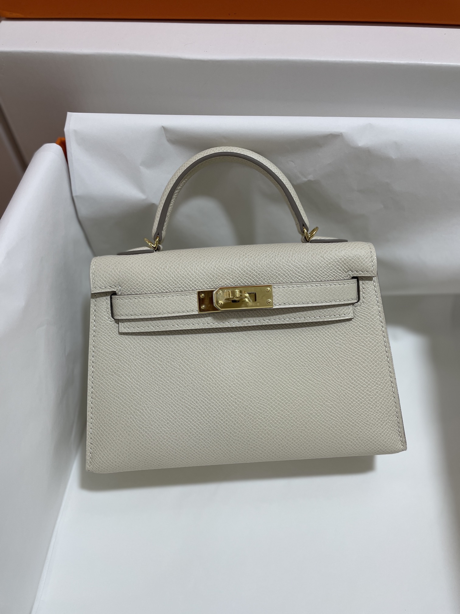 Hermès（爱马仕）mini Kelly 迷你凯莉 Epsom 奶昔白 金扣 19cm
