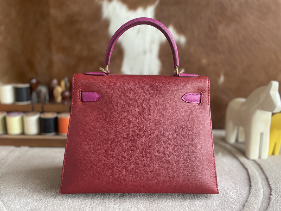 Hermès（爱马仕）Kelly 凯莉包 Chevre 山羊皮 Q5 国旗红 拼 L3 玫瑰紫 金扣 28cm