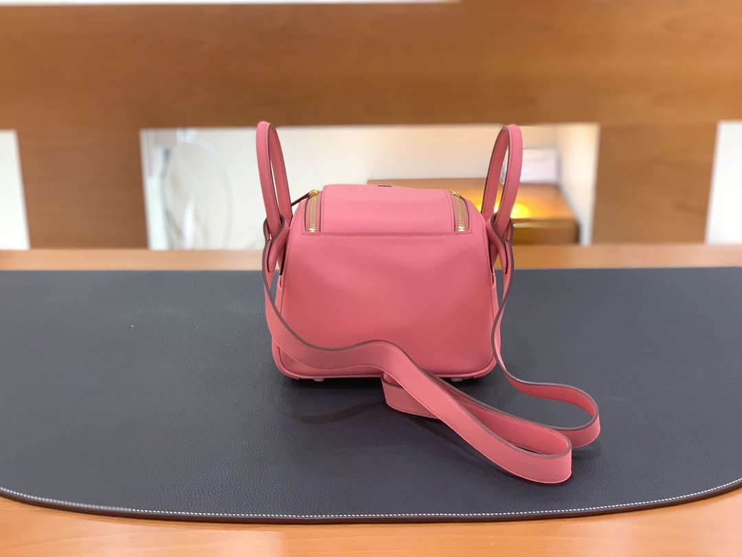 Hermès（爱马仕）Mini lindy 迷你琳迪包 Swift K4 夏日粉 金扣 20cm