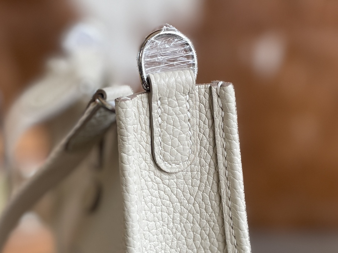 Hermès（爱马仕）Mini  Evelyne 伊芙琳 TC 奶昔白 银扣 16cm