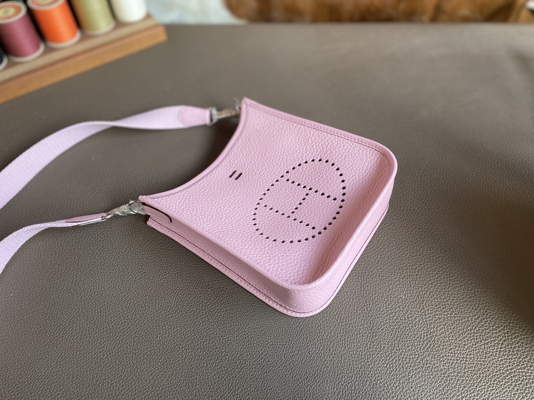 Hermès（爱马仕）Mini  Evelyne 伊芙琳 TC X9 锦葵紫 银扣 16cm