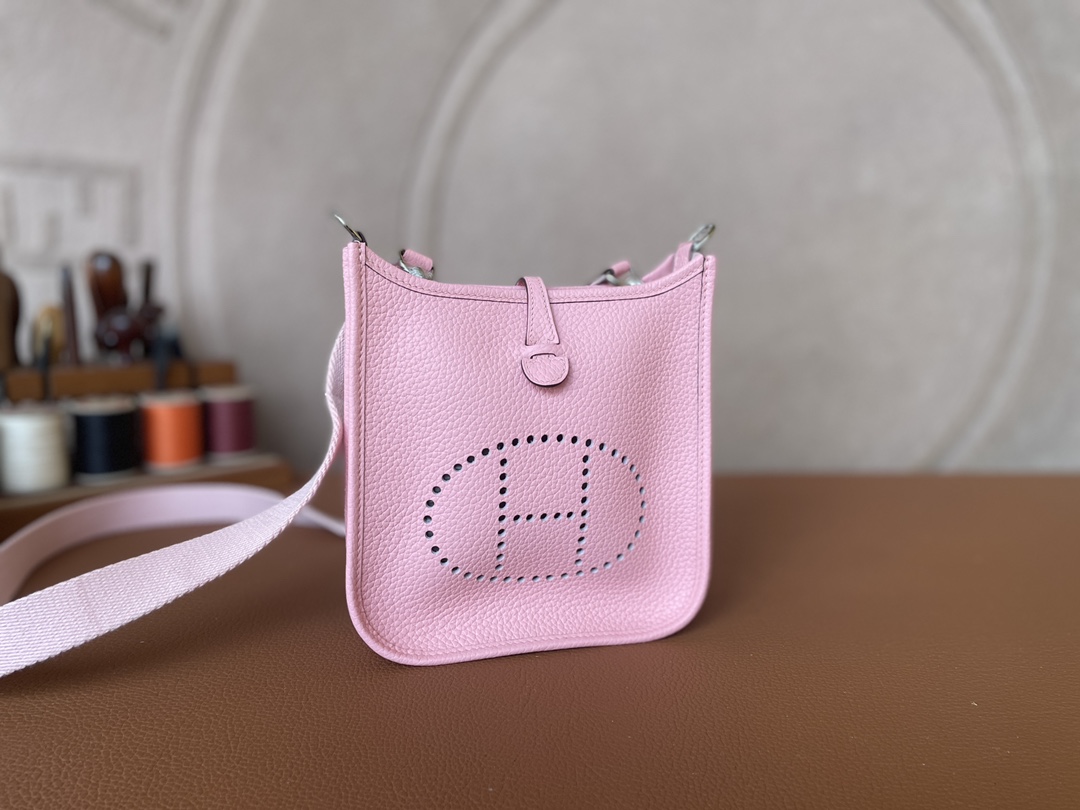 Hermès（爱马仕）Evelyne 伊芙琳 TC 3Q 新樱花粉 银扣 16cm