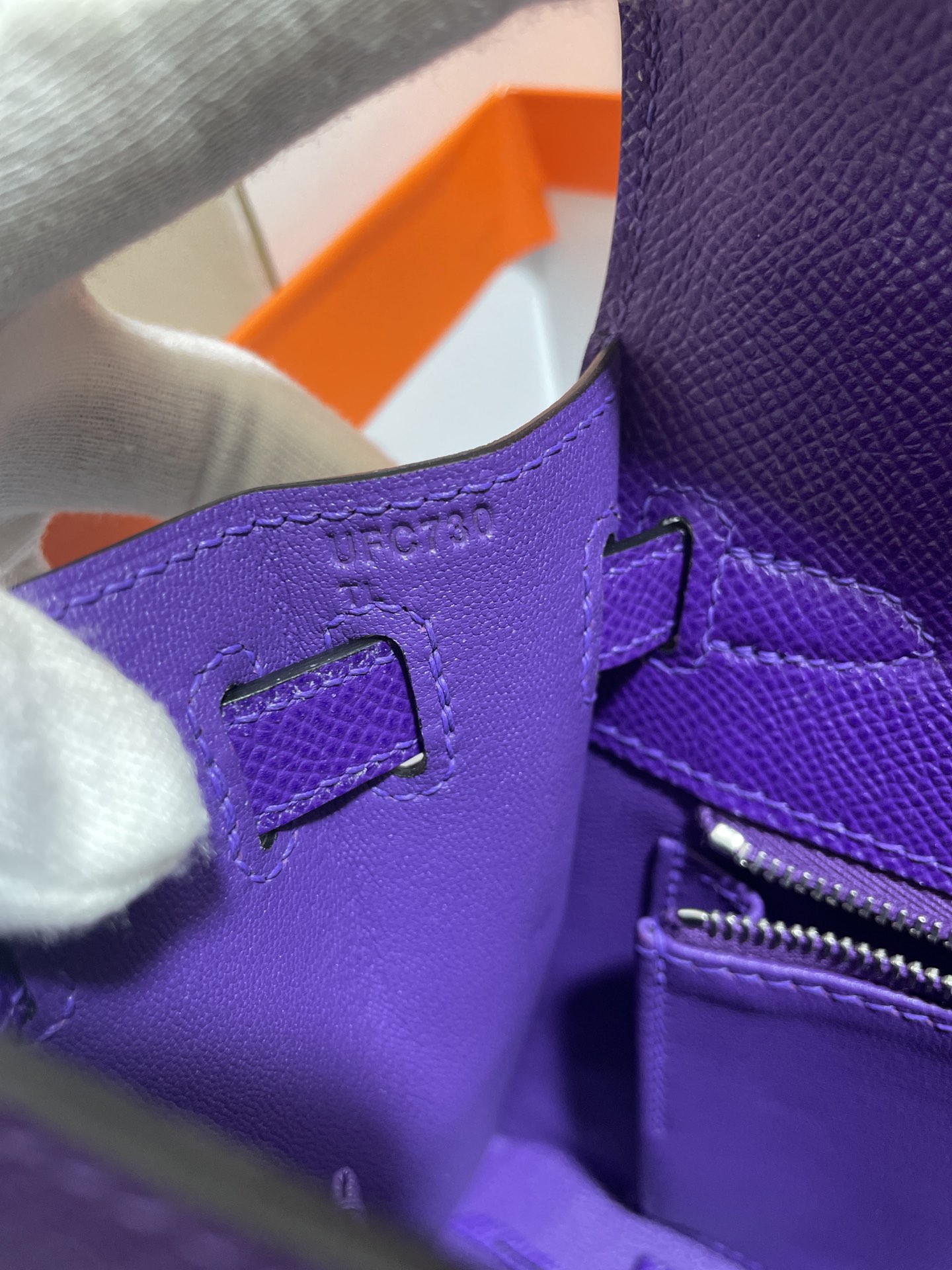 Hermès（爱马仕）Kelly 凯莉包 Epsom 梦幻紫 银扣 25cm